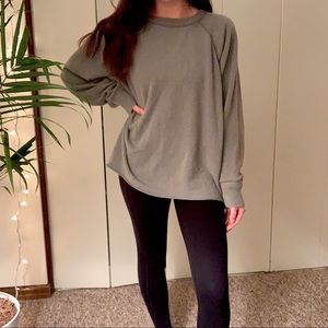 Raw hem aerie crew neck